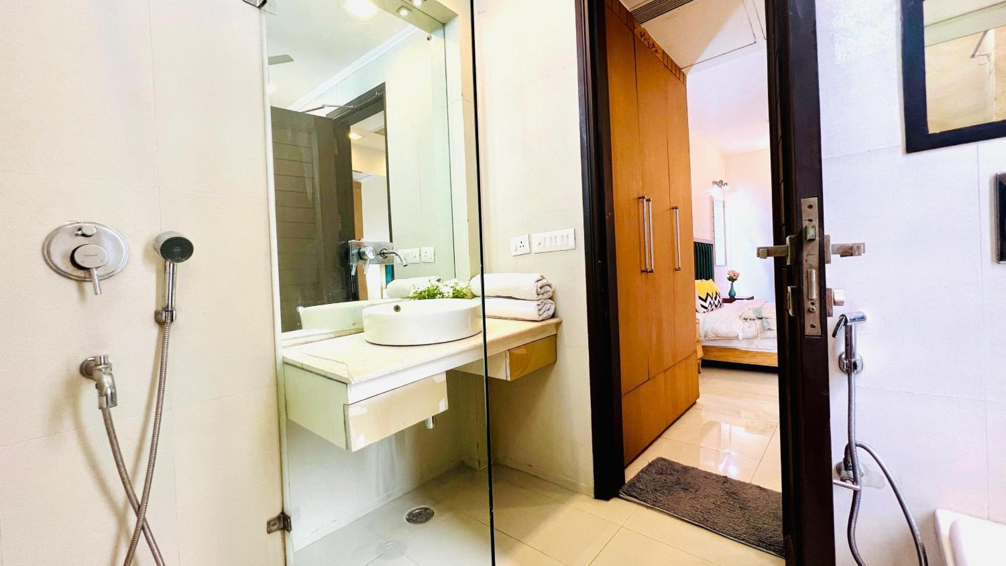 Olive Service Apartments - Greater Kailash New Delhi Phòng bức ảnh