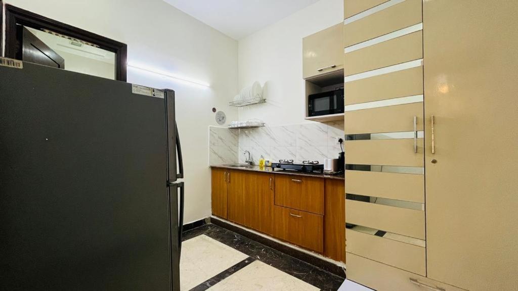 Olive Service Apartments - Greater Kailash New Delhi Ngoại thất bức ảnh
