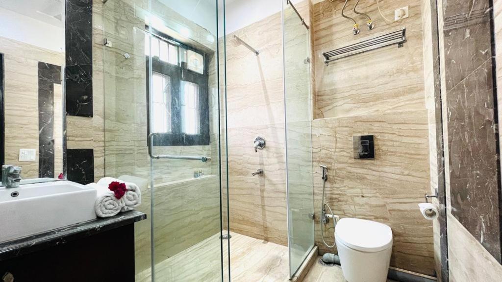 Olive Service Apartments - Greater Kailash New Delhi Ngoại thất bức ảnh